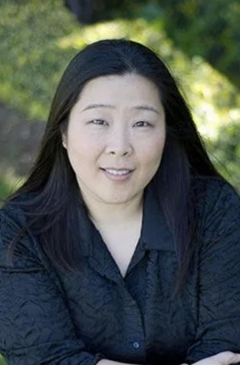Dr. Christine Min